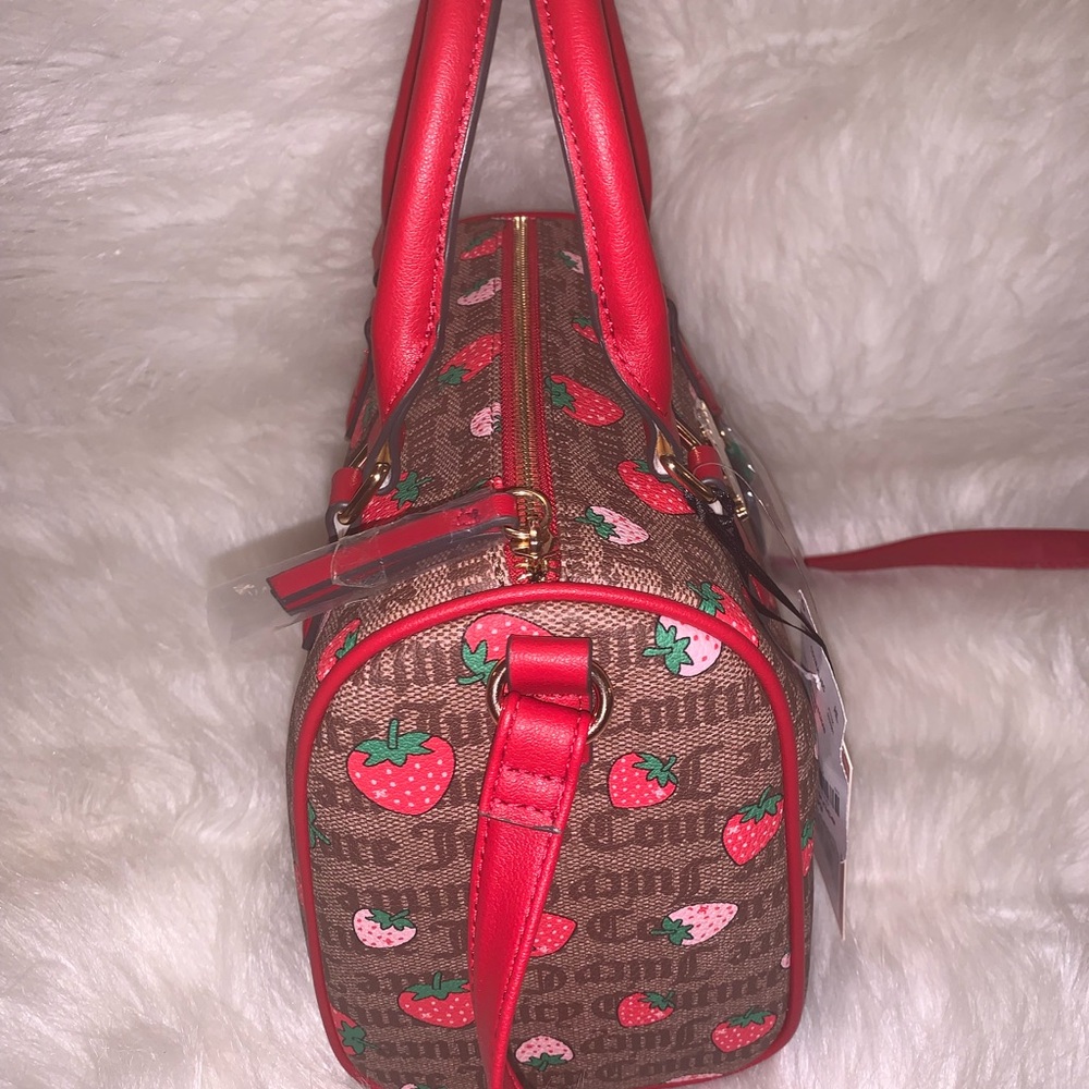 New! Juicy Couture Strawberry bag - Picture 3 of 4